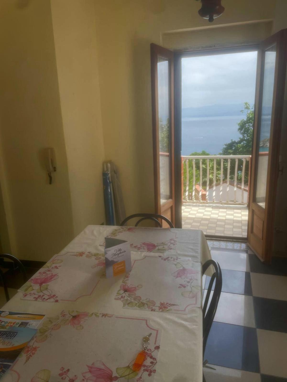 Villamargherita Capo Vaticano Eksteriør billede