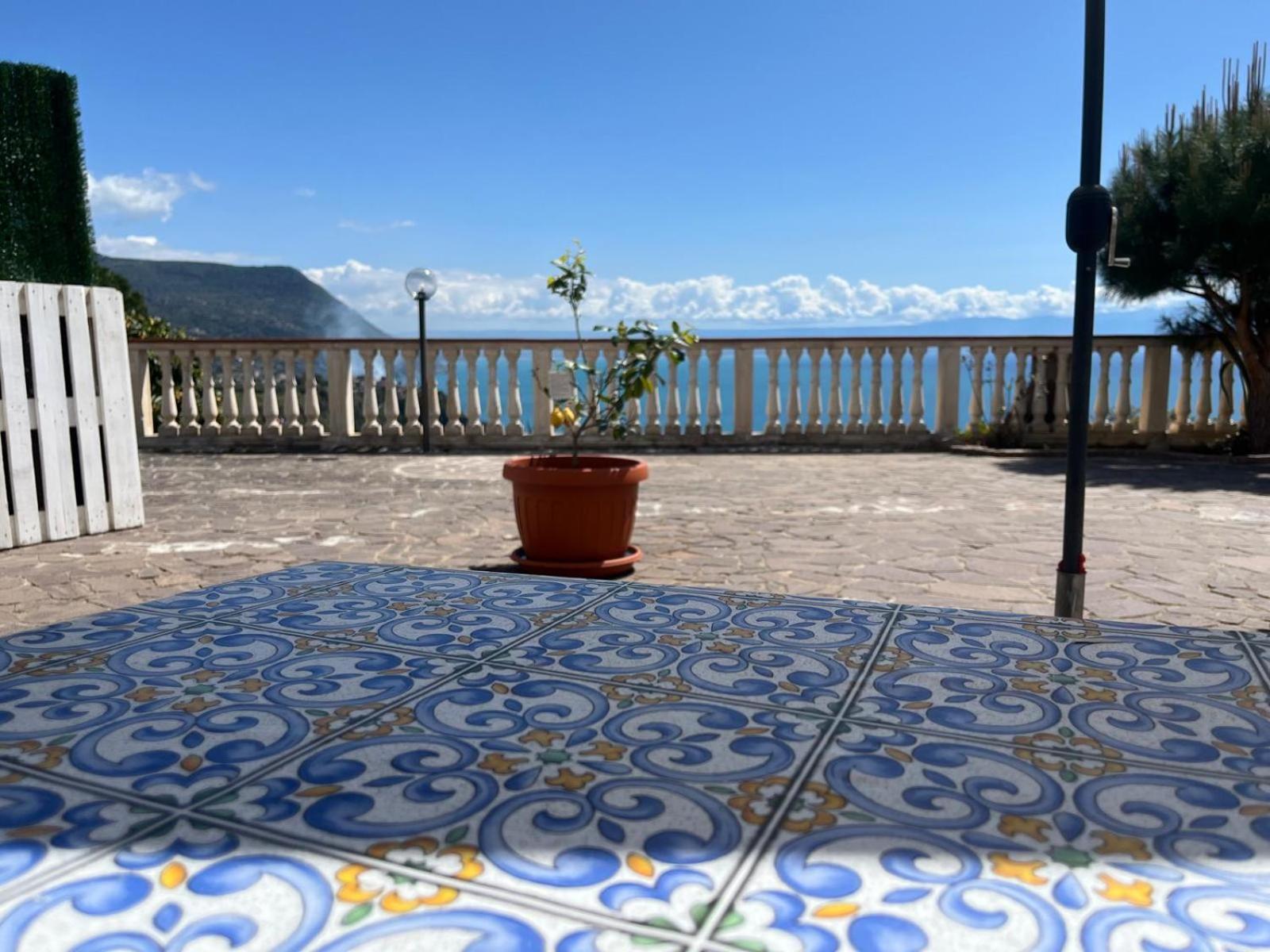 Villamargherita Capo Vaticano Eksteriør billede